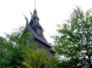 Stabkirche Fantoft in Bergen flickr (c) tuey CC-Lizenz
